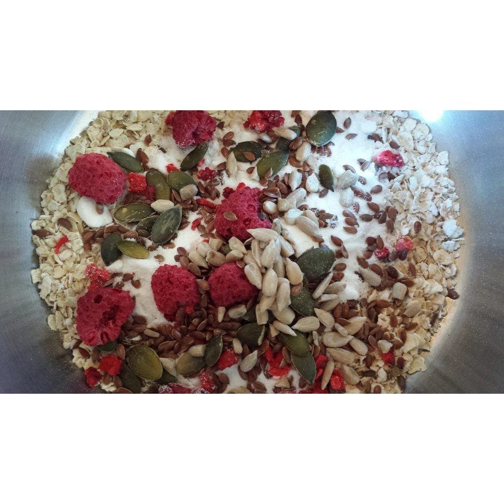 *** SALE *** TentMeals Super seed & red berry breakfast - 500 kcal - BBD 01/08/26 - Image 5